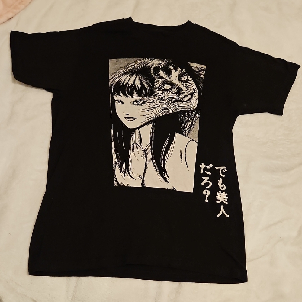Junji ItoJunji Ito Tomie Redux T-Shirt Size S
